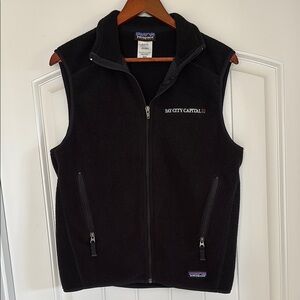 Patagonia Synchilla Black Fleece Outdoor Hiking Full Zip‎ Vest Men’s Small 25183
